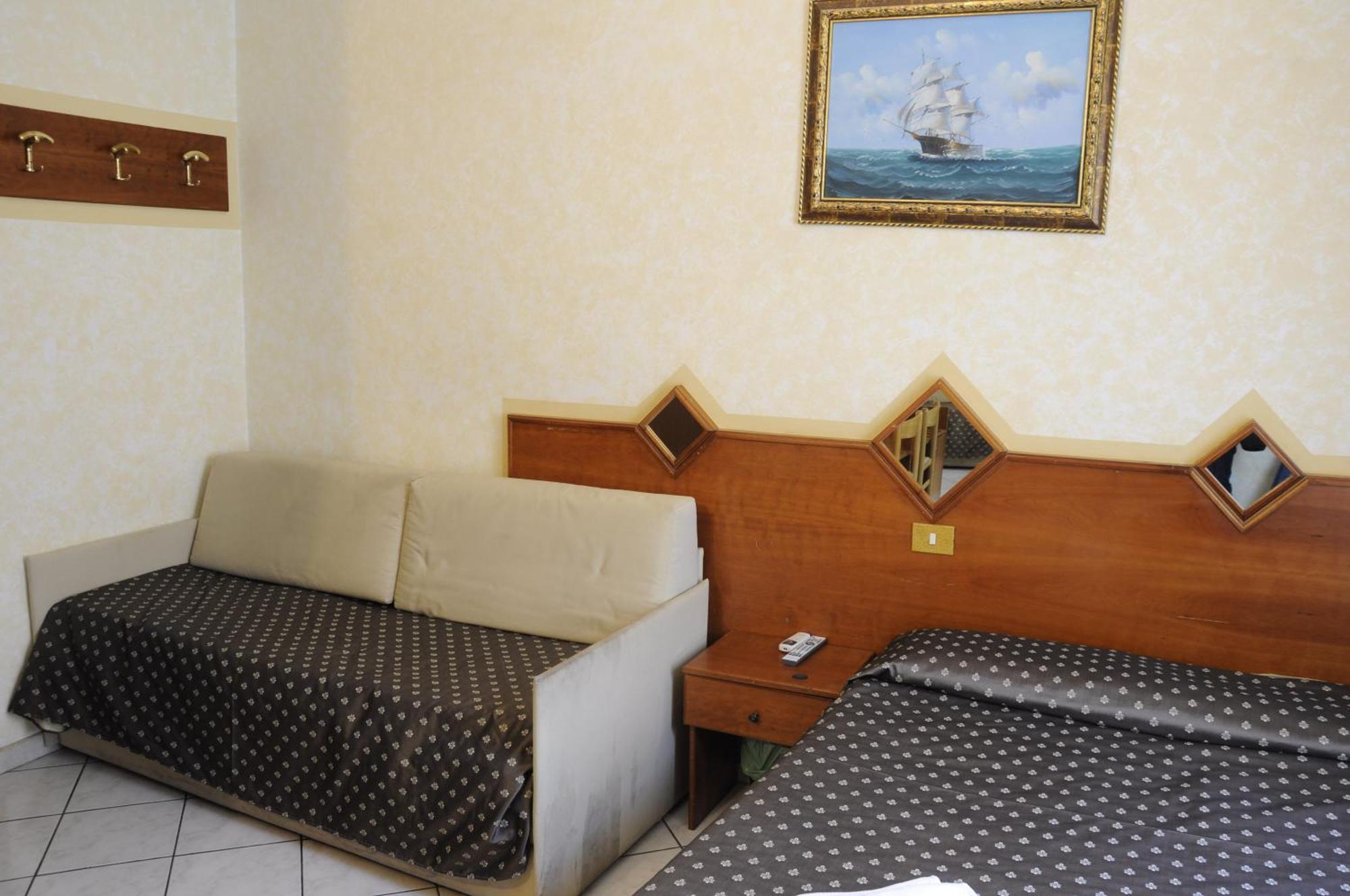 Hotel Farini — Foto 3